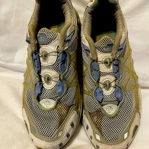 The North Face Women’s ARNUVA Boa Running Shoes